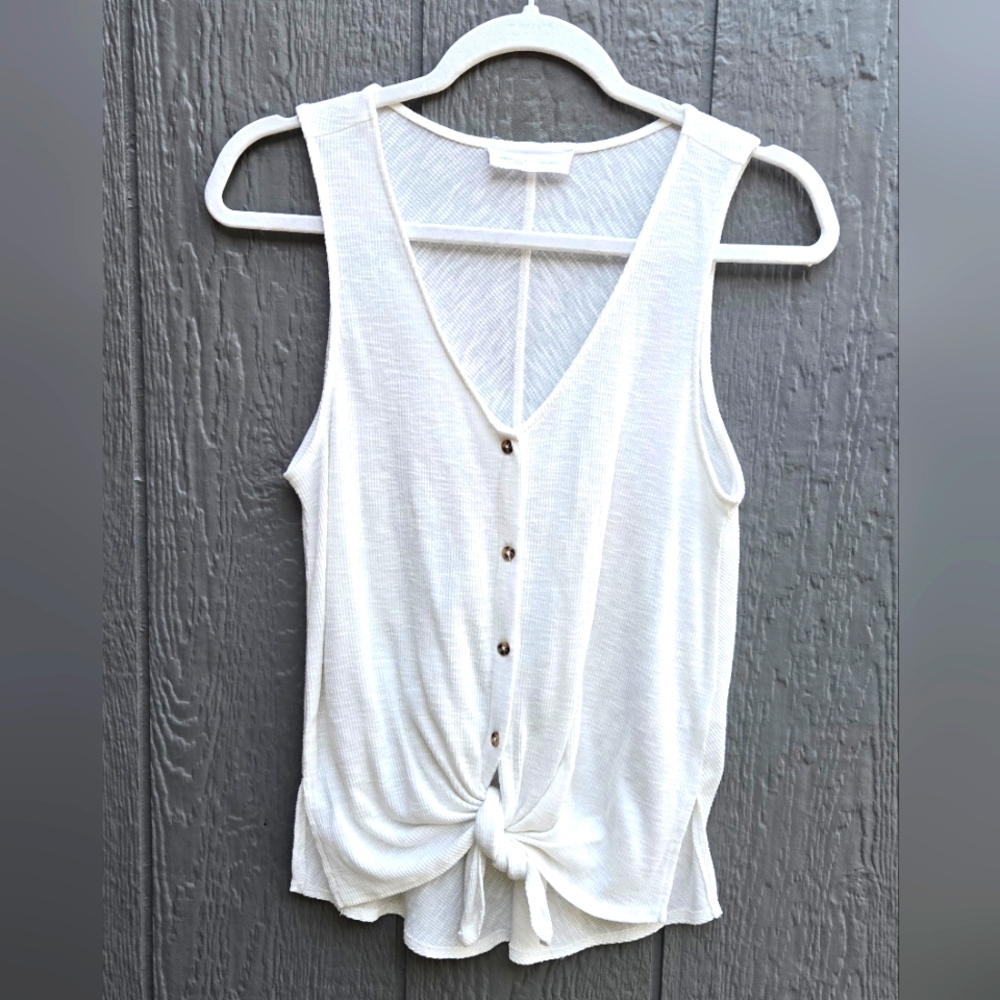 Double Zero Off White Sleeveless Top